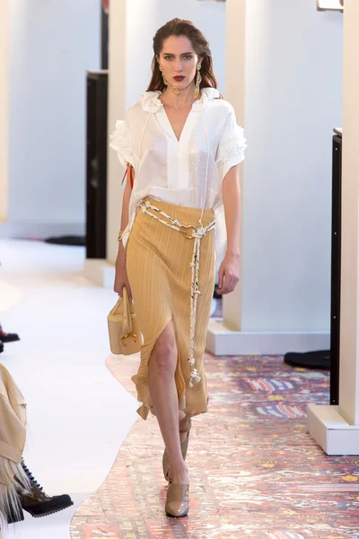 Look 43